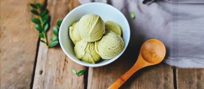 Cách Làm Kem Tươi Trà Xanh Thơm Ngon Chuẩn Vị Tại Nhà