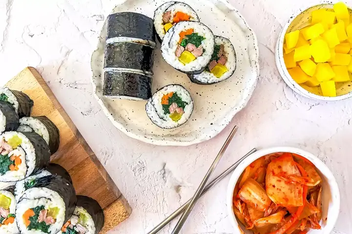 Cách Làm Kimbap Tại Nhà Chuẩn Vị Hàn Quốc, Đơn Giản Và Hấp Dẫn