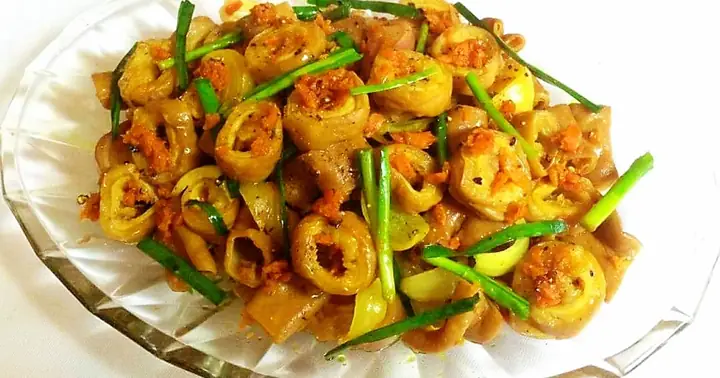 Cách Làm Lòng Già Xào Nghệ Thơm Ngon, Giòn Sần Sật Chuẩn Vị