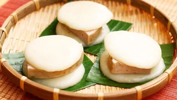 Các Cách Làm Mềm Bánh Dày Bị Cứng Đơn Giản, Hiệu Quả Ngay Tại Nhà