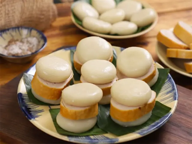 Các Cách Làm Mềm Bánh Dày Bị Cứng Đơn Giản, Hiệu Quả Ngay Tại Nhà