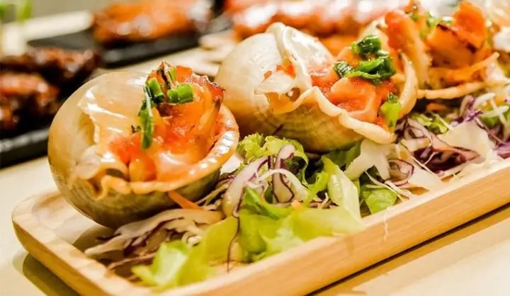 Cách Làm Ốc Nướng Tiêu Đen: Công Thức Chuẩn Vị Nhà Hàng