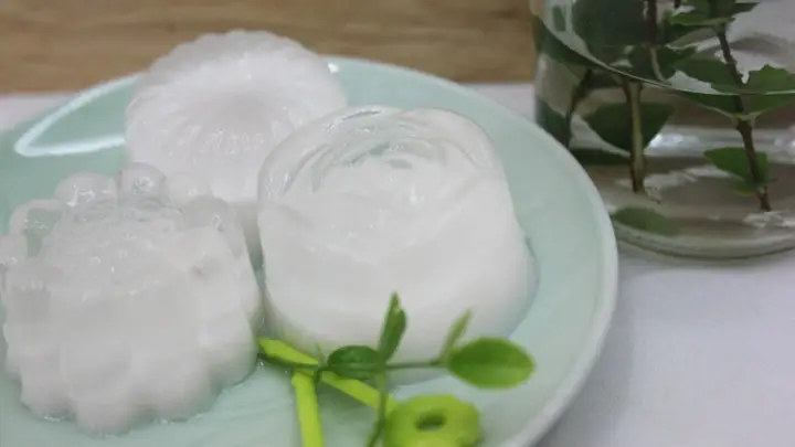 Cách Làm Thạch Dừa Tại Nhà Giòn Ngon, Không Bị Nhớt