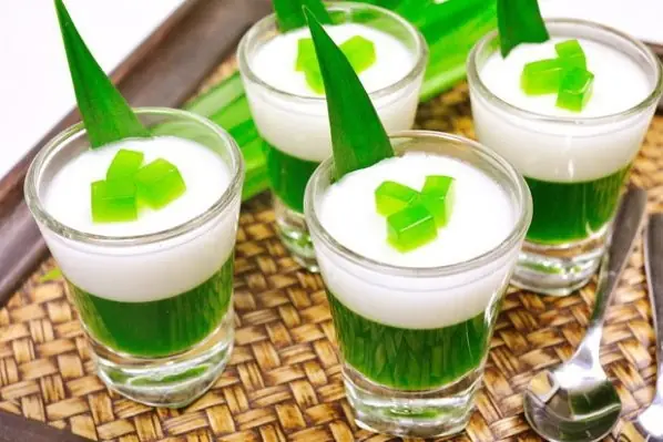 Cách Làm Thạch Lá Dứa Ngon, Mát Lành Từ Công Thức Chuẩn Tại Nhà
