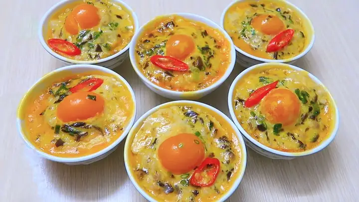 Cách Làm Thịt Chưng Hột Vịt Muối Béo Ngậy, Đậm Đà Cho Bữa Cơm Gia Đình