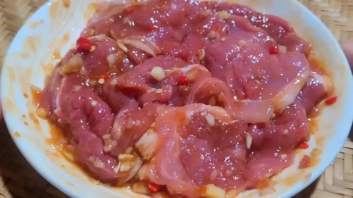 Cách Làm Thịt Cốt Lết Chiên Mềm Cách Làm Thịt Cốt Lết Chiên Mềm