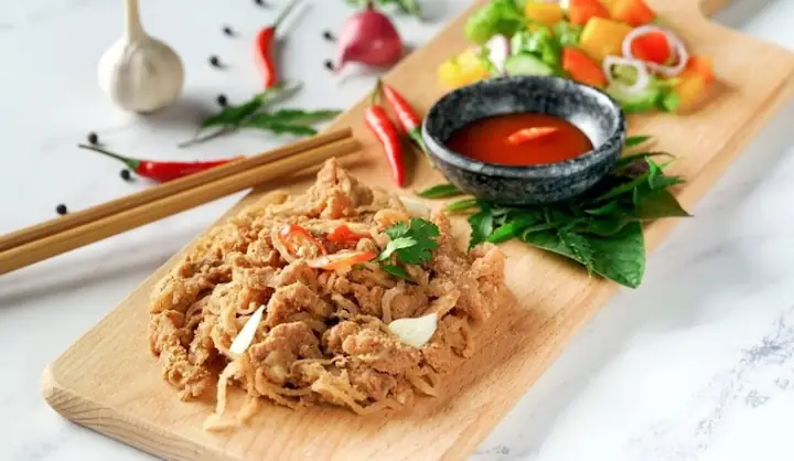 Cách Làm Thịt Lợn Chua Ngon Chuẩn Vị Tại Nhà