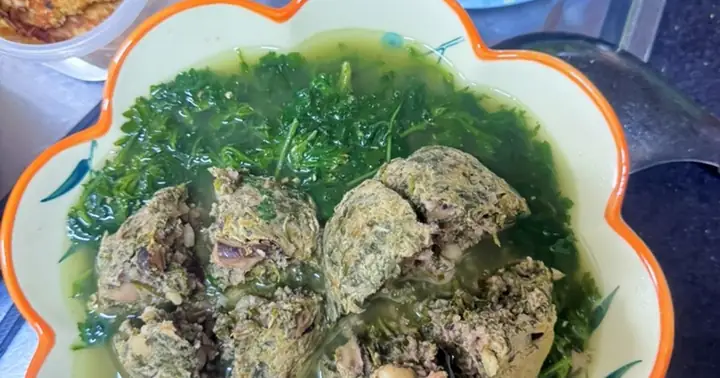 Cách Làm Thịt Lợn Hầm Ngải Cứu Thơm Ngon, Bổ Dưỡng Cho Ngày Se Lạnh