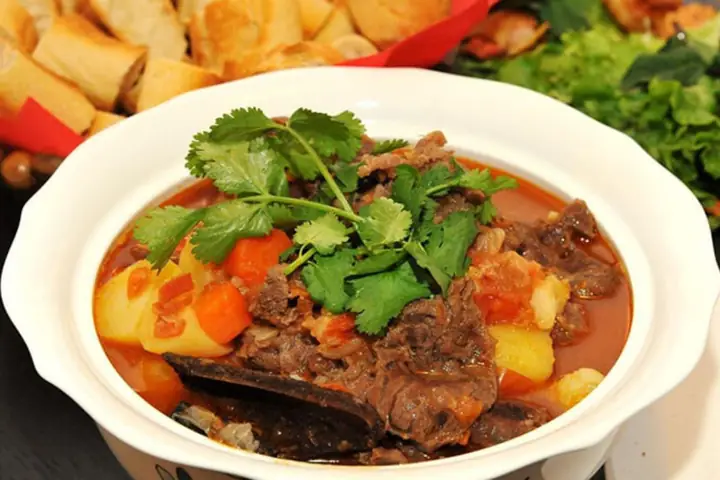 Cách Làm Thịt Trâu Nấu Sốt Vang Thơm Ngon, Chuẩn Vị Nhà Hàng