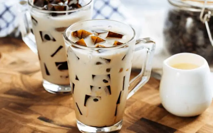 Cách Làm Trà Sữa Thái Thạch Rau Câu Thơm Ngon Chuẩn Vị Tại Nhà