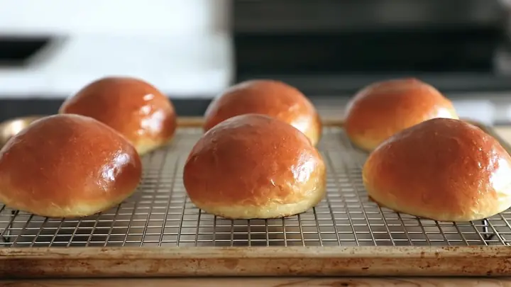 Cách Làm Vỏ Bánh Hamburger Thơm Ngon, Mềm Mịn Tại Nhà