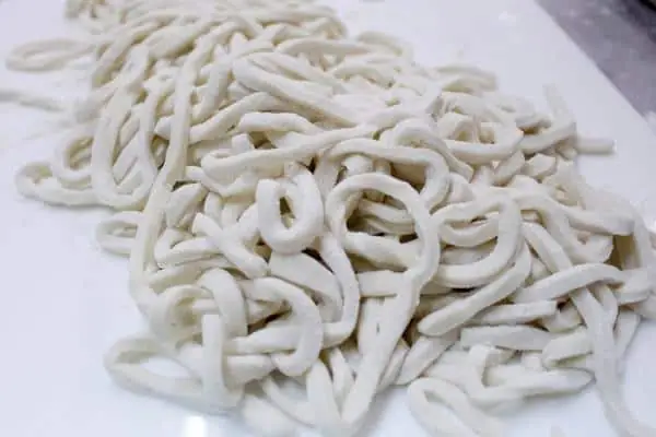 Cách Luộc Bánh Canh Bột Gạo Chuẩn Vị, Dai Ngon Không Bị Nát