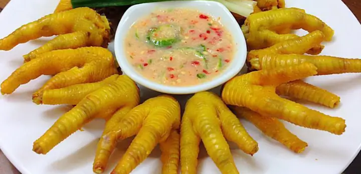 Cách Luộc Chân Gà Ngon Chuẩn Vị, Giòn Sần Sật Cho Ngày Tết