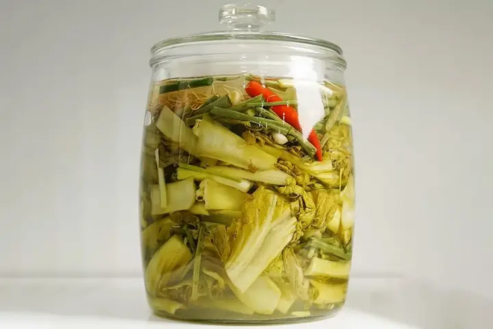 Cách Muối Dưa Cải Bẹ Ngon Giòn, Không Bị Úng, Để Được Lâu
