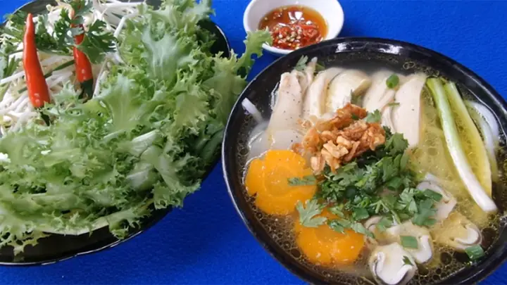 Cách Nấu Bánh Canh Xắt Gà Chuẩn Vị Miền Trung, Thịt Gà Dai Ngon, Nước Dùng Trong Veo Cách Nấu Bánh Canh Xắt Gà Chuẩn Vị Miền Trung, Thịt Gà Dai Ngon, Nước Dùng Trong Veo