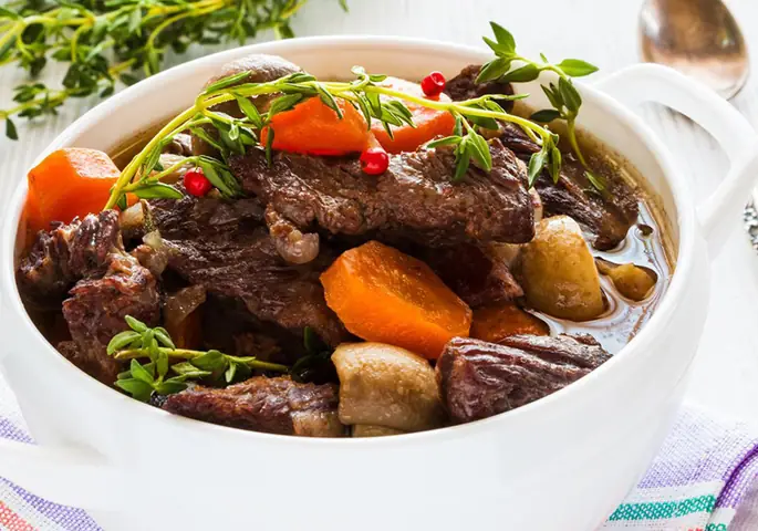 Cách Nấu Bò Hầm Bắp Thơm Ngon, Thịt Mềm, Nước Dùng Đậm Đà