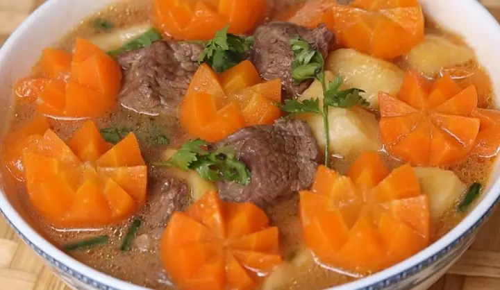 Cách Nấu Bò Khoai Tây Ngon Mềm, Đậm Đà Chuẩn Vị Tại Nhà Cách Nấu Bò Khoai Tây Ngon Mềm, Đậm Đà Chuẩn Vị Tại Nhà