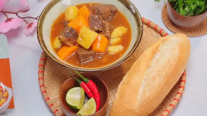 Cách Nấu Bò Sốt Vang Bằng Gói Gia Vị Chuẩn Vị Nhà Hàng