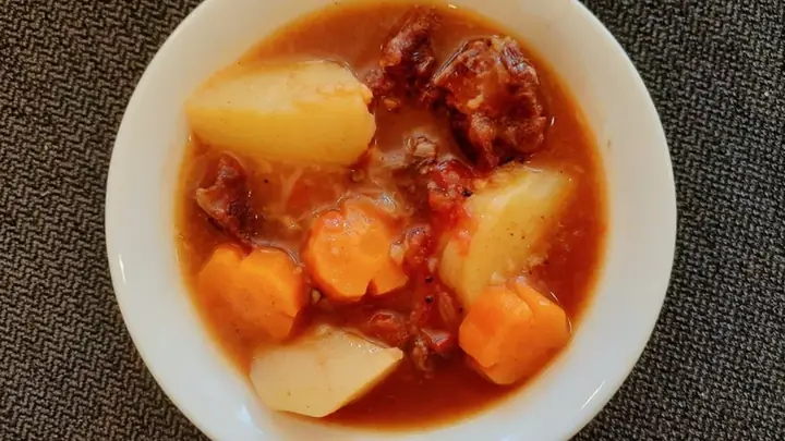 Cách Nấu Bò Sốt Vang Bằng Nồi Áp Suất Thơm Ngon, Đậm Đà Tại Nhà Cách Nấu Bò Sốt Vang Bằng Nồi Áp Suất Thơm Ngon, Đậm Đà Tại Nhà