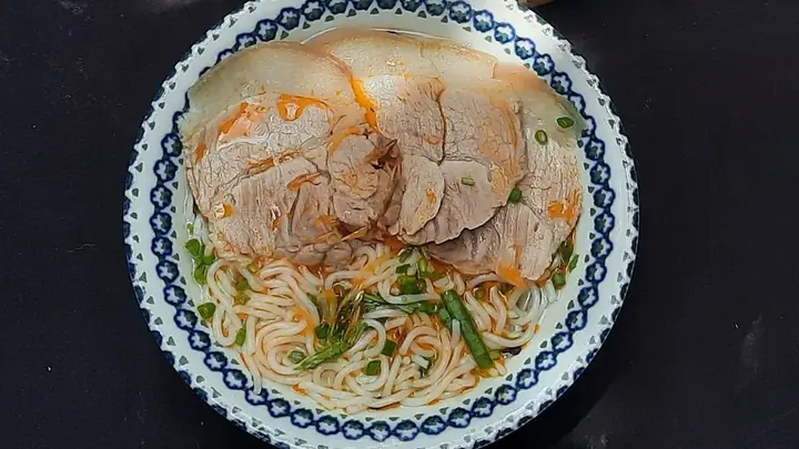 Cách Nấu Bún Bò Giò Heo Quảng Ngãi Chuẩn Vị Quê