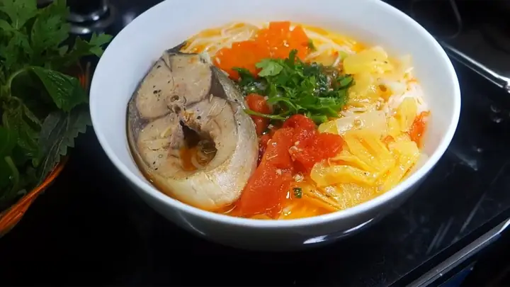 Cách Nấu Bún Cá Cam Ngon Chuẩn Vị Miền Tây, Thịt Cá Chắc Ngọt Không Bị Tanh