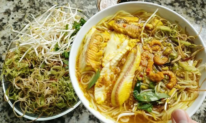 Cách Nấu Bún Cá Xiêm Lo Chuẩn Vị Nam Bộ