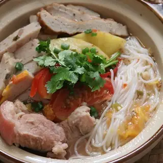 Cách Nấu Bún Chả Cá Giò Heo Chuẩn Vị, Thơm Ngon Khó Cưỡng