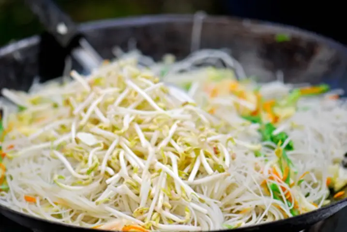 Cách Nấu Bún Chay Cực Ngon: Hướng Dẫn Chi Tiết Từ A Đến Z Cho Bữa Ăn Thanh Đạm