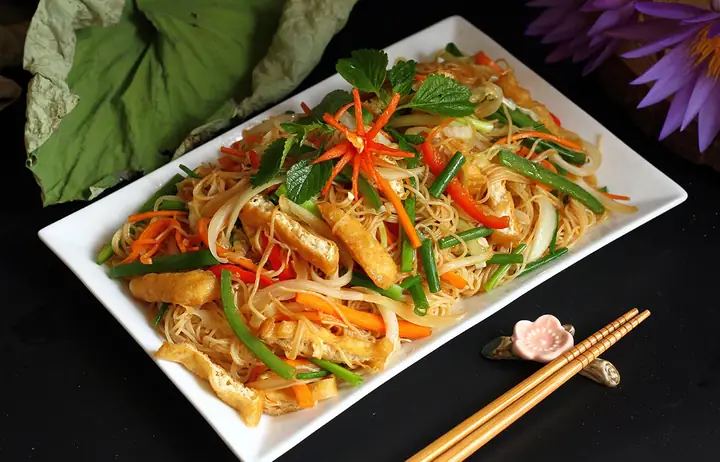 Cách Nấu Bún Gạo Xào Ngon Chuẩn Vị, Đậm Đà Như Ngoài Hàng Cách Nấu Bún Gạo Xào Ngon Chuẩn Vị, Đậm Đà Như Ngoài Hàng