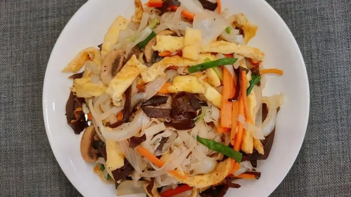 Cách Nấu Bún Gạo Xào Ngon Chuẩn Vị, Đậm Đà Như Ngoài Hàng Cách Nấu Bún Gạo Xào Ngon Chuẩn Vị, Đậm Đà Như Ngoài Hàng