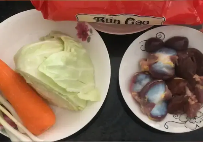 Hướng Dẫn Cách Nấu Bún Lòng Gà Thơm Ngon, Chuẩn Vị Cho Bữa Sáng Trọn Vẹn