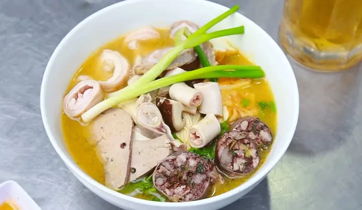 Cách Nấu Bún Lòng Heo Chuẩn Vị Ngon, Đậm Đà Tại Nhà