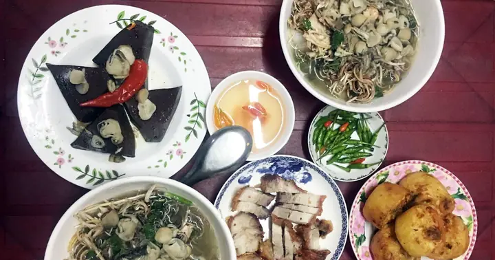 Cách Nấu Bún Mắm Bò Hóc Chuẩn Vị Miền Tây: Bí Quyết Từ A-z Cho Bữa Ăn Đậm Đà Cách Nấu Bún Mắm Bò Hóc Chuẩn Vị Miền Tây: Bí Quyết Từ A-z Cho Bữa Ăn Đậm Đà