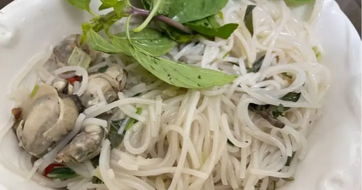 Cách Nấu Bún Riêu Hến Đậm Đà Hương Vị Quê Hương