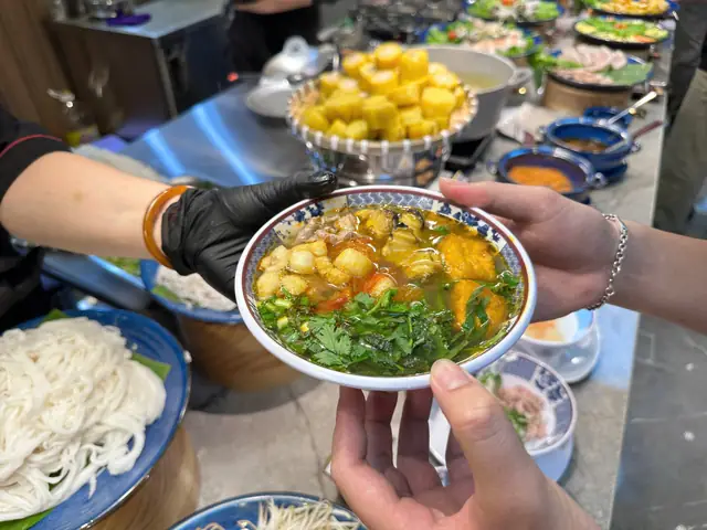Cách Nấu Bún Riêu Ốc Hà Nội Chuẩn Vị Bắc