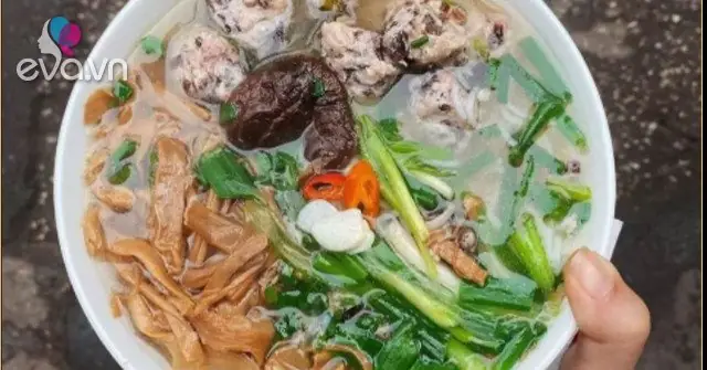 Cách Nấu Bún Sườn Mọc Hà Nội Chuẩn Vị Thanh Ngọt, Đậm Đà