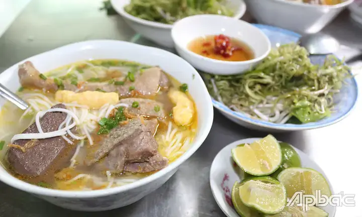 Cách Nấu Bún Suông Vịt Đậm Đà Chuẩn Vị Miền Tây