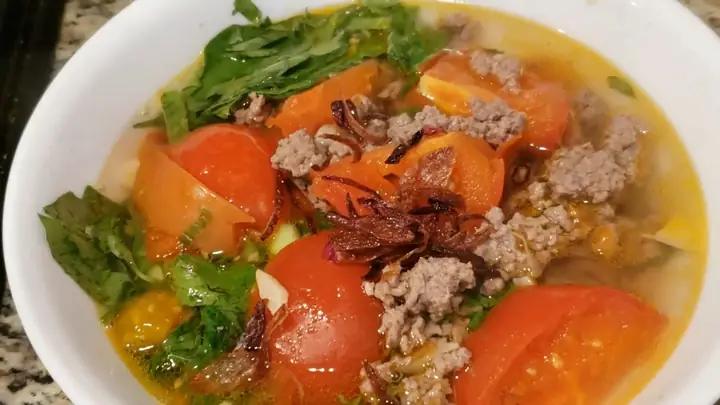 Cách Nấu Bún Thịt Bò Cà Chua Thơm Ngon Chuẩn Vị Cho Bữa Sáng Tròn Đầy