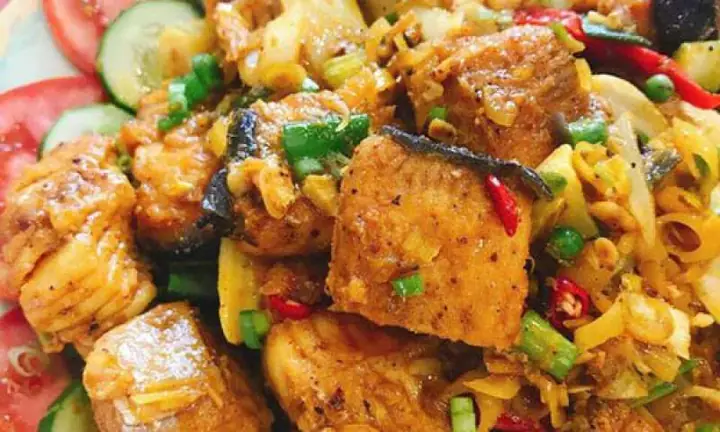 Cách Nấu Cá Đuối Kho Sả Ớt Đậm Đà Thơm Ngon Chuẩn Vị Miền Tây Cách Nấu Cá Đuối Kho Sả Ớt Đậm Đà Thơm Ngon Chuẩn Vị Miền Tây