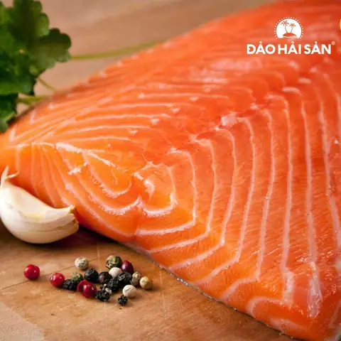 Cách Nấu Cá Hồi Cho Bà Đẻ: Bổ Sung Dha, An Toàn Cho Mẹ Sau Sinh Cách Nấu Cá Hồi Cho Bà Đẻ: Bổ Sung Dha, An Toàn Cho Mẹ Sau Sinh