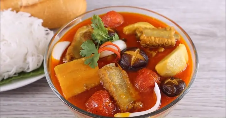 Cách Nấu Cà Ri Giò Heo Chuẩn Vị Miền Nam, Đậm Đà Và Thơm Ngon Tại Nhà Cách Nấu Cà Ri Giò Heo Chuẩn Vị Miền Nam, Đậm Đà Và Thơm Ngon Tại Nhà