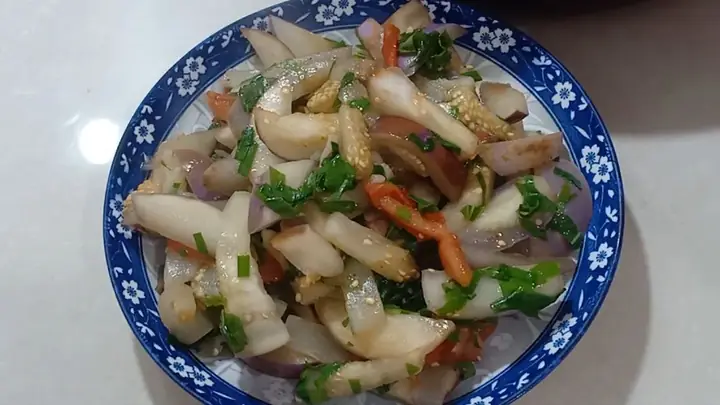 Cách Nấu Cà Tím Xào Lá Lốt Ngon Chuẩn Vị Tại Nhà