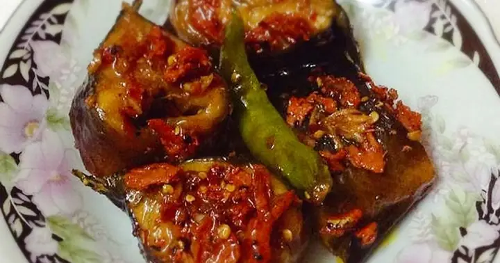 Cách Nấu Cá Trê Kho Nghệ Thơm Ngon, Đậm Đà Chuẩn Vị Miền Tây