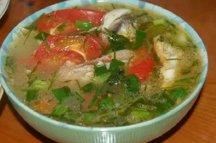 Cách Nấu Cá Trê Om Dưa Chua Thanh Mát Cho Ngày Hè