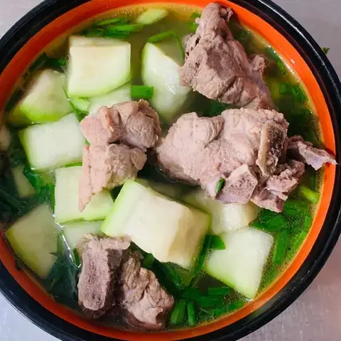 Cách Nấu Canh Bầu Hầm Xương Ngon Ngọt, Thanh Mát Cho Bữa Cơm Gia Đình Cách Nấu Canh Bầu Hầm Xương Ngon Ngọt, Thanh Mát Cho Bữa Cơm Gia Đình
