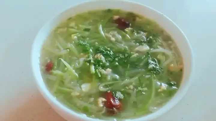 Cách Nấu Canh Bầu Lào Ngon Chuẩn Vị Cho Bữa Cơm Gia Đình