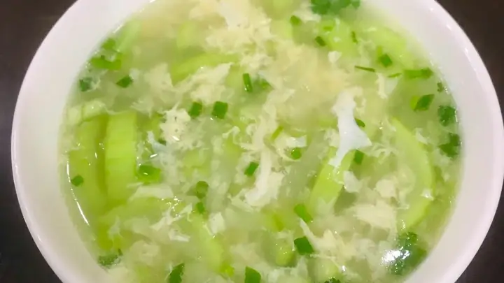 Cách Nấu Canh Bầu Với Trứng: Bí Quyết Cho Món Canh Thanh Mát, Bổ Dưỡng