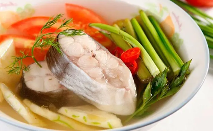 Cách Nấu Canh Cá Chiên Thơm Ngon, Bổ Dưỡng, Không Bị Tanh
