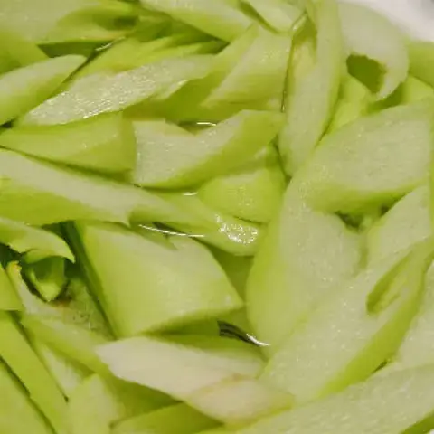 Cách Nấu Canh Chua Bằng Me Trái Chuẩn Vị Quê Hương