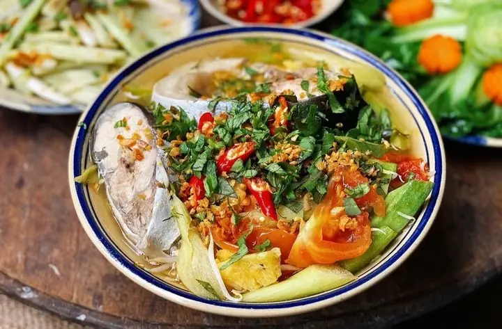 Cách Nấu Canh Chua Cá Hú Với Rau Muống: Bí Quyết Cho Món Ngon Ngày Hè